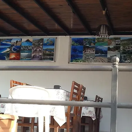 Pinara & Hostel Φετιγιέ