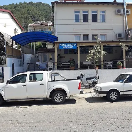 Ostello Pinara &