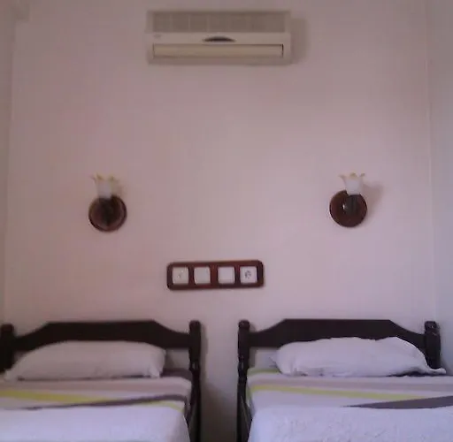 Pinara & بيت شباب